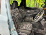 運転席シート廻りは使用感も少なく、良好な状態となっています。丁寧に使われていたことがよくわかりますね。