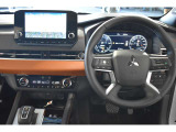 アウトランダー PHEV 2.4 P 4WD 