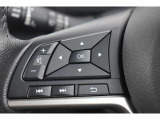 ハンドルから手を離さずにオーディオの操作ができるステアリングスイッチ!