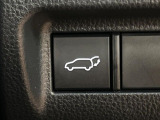 【パワーバックドア】スマートキーや運転席のボタンを押すだけでリアゲートが自動で開閉します!荷物を持っている時や、高い位置にあるバックドアを閉める際に便利な機能です♪
