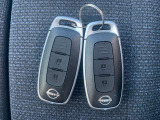 インテリジェントキー付車、バックからキーを取り出す事無く ロックの開閉、エンジンの始動が可能 とても便利です