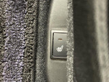 気になる車はすぐにお問い合わせください!画面右側の0066から始まる無料ダイヤルからお問い合わせ下さい!専門スタッフがお車のご質問にお答えいたします!