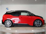 BMWでは重量配分にもこだわりがあり、FRモデルでは50:50とFFモデルでも60:40と前後の重量バランスにこだわり、軽快なハンドリングを実現しております。