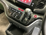 発進時から滑らかに加速する無段階変速のCVTはストップ&ゴーの多い街の中も快適です