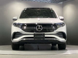 弊社はすべて正規認定中古車です。それは、世の中に存在する数ある中古車の中でも、メルセデス独自の厳しい基準をクリアした高品質な中古車です。
