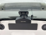 【後方ドライブレコーダー】映像・音声などの運転中の記録を残します。事故などを起こした起こされた時の証拠になりえますので、もしも時でも安心ですね。