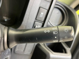 【オートライト】周りの明るさに応じて自動でヘッドライトの点灯・消灯ができる機能です!ライトの付け忘れ・消し忘れなどが無くなり、雨の日や夕方の走行も安心!トンネル通過時も便利ですね♪