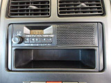 メーカー装着のAM/FMラジオチューナー装備!