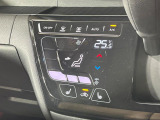 【オートエアコン】一度お好みの温度に設定すれば、車内の温度を検知し風量や温度を自動で調整。暑い…寒い…と何度もスイッチ操作をする必要はありません。快適な車内空間には必須の機能ですね♪