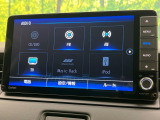 【純正9型ナビ】人気の純正ナビを装備しております。ナビの使いやすさはもちろん、オーディオ機能も充実!キャンプや旅行はもちろん、通勤や買い物など普段のドライブも楽しくなるはず♪