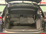 後列背もたれを倒せば大型トランクに早変わり!荷物の積み込みもラクラク♪