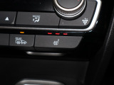 シートヒーター装備付き車!!座席に埋め込まれた電熱線によりシートを暖めることが出来る装備で、温められたシートは、寒い冬には最適です!!