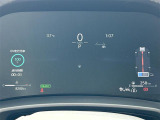 【スピードメーター】メーターがシンプルで見やすく運転しやすいですね。