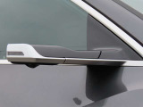 Audiが認定したエキスパートが、100項目にもおよぶ精密な点検と整備を実施しております。