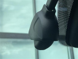 【ドライブレコーダー】映像・音声などの運転中の記録を残します。事故などを起こした起こされた時の証拠になりえますので、もしも時でも安心ですね。