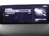 ハンドル操作をアシストすることにより車線からの逸脱回避を支援します。