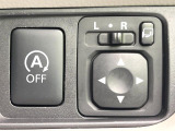 【電動格納ミラー】サイドミラーは電動格納式となっており、狭い駐車場でもキズがつくリスクを抑えられます。
