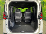 普段のお買い物や通勤、送迎等に十分な荷室スペースを確保しております。セカンドシートを倒すと、大きな荷物の積載も可能です♪