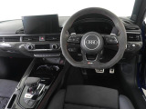 Audiのインテリアはエクステリア同様、優れたデザイン性とクオリティ、そして機能性を兼ね備えております。