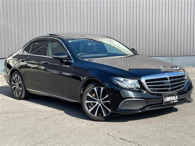 Eクラス E450 4マチック エクスクルーシブ 4WD 本革シート