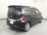 走りにこだわりながら収納力も持ち合わせたお車です。荷物を載せて軽快なドライブを楽しめますよ♪