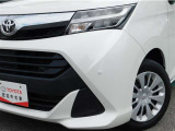 悪天候や夜間走行時も良好な視界を確保し安心して運転できる高輝度LEDヘッドライトを装備!省電力&長寿命。見た目もクールです。