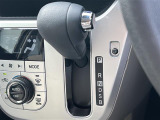 気になる車はすぐにお問い合わせください!画面右側の0066から始まる無料ダイヤルからお問い合わせ下さい!専門スタッフがお車のご質問にお答えいたします!