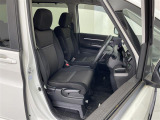 【8人乗り】ゆったりとした座り心地と、車内を広々と使える快適性に長けているので、快適な時間をお過ごしいただけます!