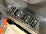 電動格納ミラー、パワーウインドウ