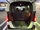 ラゲッジスペースもゆったりしています!!