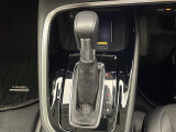 気になる車はすぐにお問い合わせください!画面右側の0066から始まる無料ダイヤルからお問い合わせ下さい!専門スタッフがお車のご質問にお答えいたします!