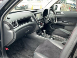 気になる車はすぐにお問い合わせください!画面右側の0066から始まる無料ダイヤルからお問い合わせ下さい!専門スタッフがお車のご質問にお答えいたします!
