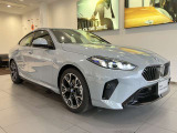 【BMWの伝統-2】時代を超える美しさ。磨き抜かれたエアロダイナミクスが瞳を奪う。一目で伝わるスポーティーなプロポーションは、BMWの走行性能を生み出すのに欠かせない要因の一つです。