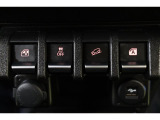 DAC(ダウンヒルアシストコントロール)搭載です。スイッチ操作で降坂時の車速を一定の低車速にキープして車両安定性を確保し、下り坂での走行をサポートします。