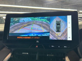 【パノラミックビューモニター】専用のカメラにより、上から見下ろしたような視点で360度クルマの周囲を確認することができます☆死角部分も確認しやすく、狭い場所での切り返しや駐車もスムーズに行えます。