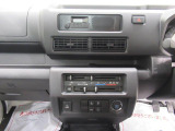 ダイハツディーラーでは「ダイハツ認定中古車」という基準を設け、車選びに詳しくないお客様でも「安心して選べる」をご提供しています。