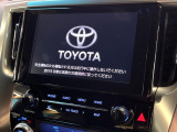 【ナビ機能付きディスプレイオーディオ】ナビ機能搭載の他、お持ちのスマートフォンと連携して、ナビやbluetoothでの音楽再生が可能です♪デザインはもちろん操作性も良好!