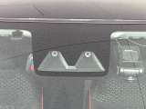 【トヨタセーフティセンス】走行中に前方の車両等を認識し、衝突しそうな時は警報とブレーキで衝突回避と被害軽減をアシスト。より安全にドライブをお楽しみいただけます。
