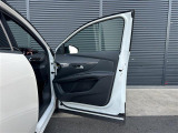 ぜひ厳選したドイツプレミアムブランドのお車を、見て・触って・比べてください!