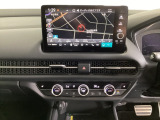 多機能と操作のしやすさを両立した、Honda CONNECT対応のナビディスプレーです。ETC2.0車載器もナビゲーション連動し、スマートフォン用Bluetoothユニット付きです。