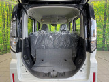 普段のお買い物や通勤、送迎等に十分な荷室スペースを確保しております。セカンドシートを倒すと、大きな荷物の積載も可能です♪