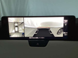 【シースルービュー】360°ビュー・モニターを進化させています。駐車場や細い路地といった狭い場所において、発進・徐行する際、接触する可能性のある対象を早く確認できます。