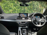 Audiのインテリアはエクステリア同様、優れたデザイン性とクオリティ、そして機能性を兼ね備えております。