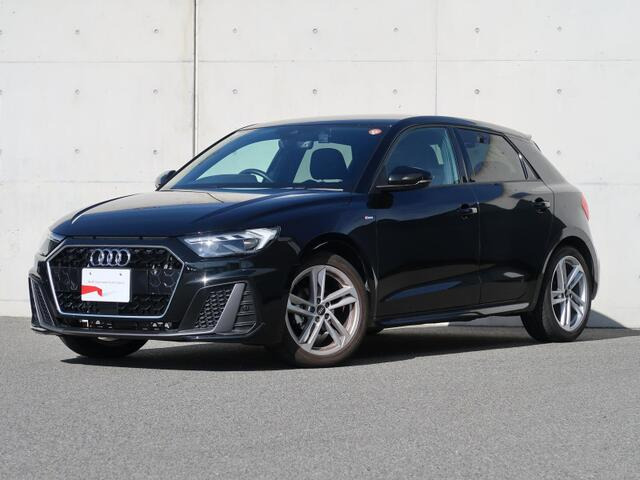 A1スポーツバック25 TFSI Sライン