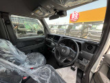 ☆車の保険は買ったところで加入するのがベストです。保険に関しても大手保険代理店をしておりますので安心してお任せください。不慮の事故の際も自社鈑金工場と連携して修理を進めてまいります☆