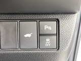 【パワーバックドア】スマートキーや運転席のボタンを押すだけでリアゲートが自動で開閉します!荷物を持っている時や、高い位置にあるバックドアを閉める際に便利な機能です♪