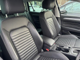 内装クリーニングも施しております。内装の綺麗なお車は気持ちが良くオススメさせていただく1つのポイントになっております。