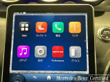 新しくなったセンターコンソールはスマートフォンを操作するような感覚でナビから車両の設定までが可能です。