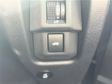気になる車はすぐにお問い合わせください!画面右側の0066から始まる無料ダイヤルからお問い合わせ下さい!専門スタッフがお車のご質問にお答えいたします!