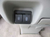 運転席にもUSB端子がついているので大変便利です。